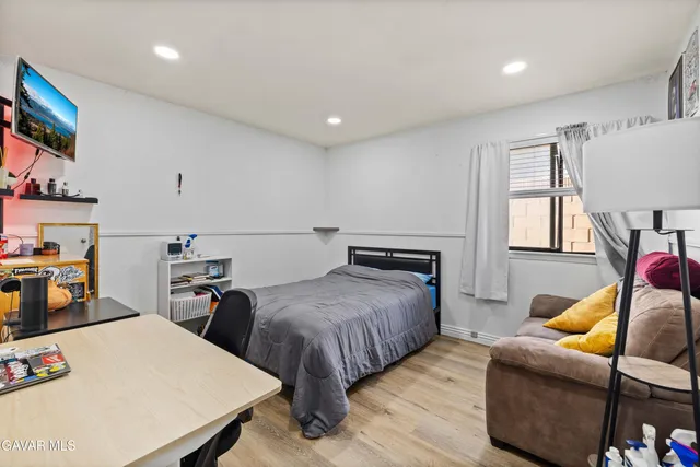 $349,990 | 830 Sunrise Court, Lancaster, CA 93535