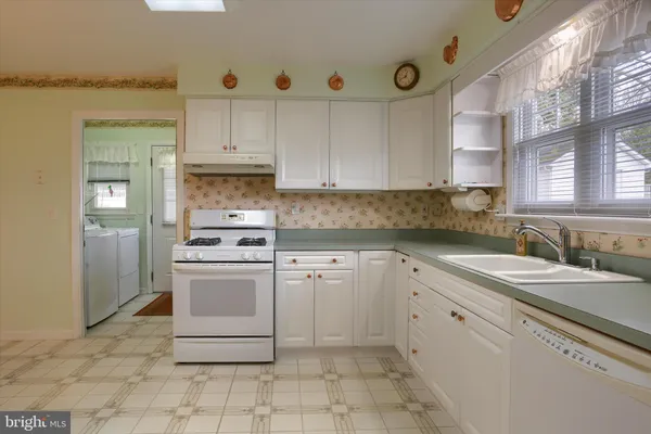 $299,900 | 45 West Roosevelt Avenue, Middletown, PA 17057