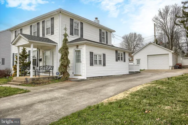 $299,900 | 45 West Roosevelt Avenue, Middletown, PA 17057