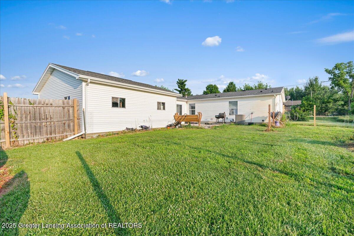9966 Bauer Road Dewitt, MI 48820 - Photo 38 of 43 43-Media Jett - 19