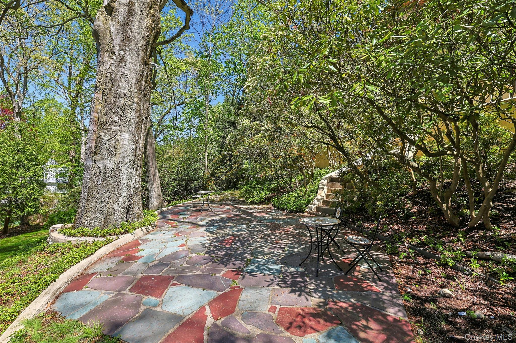 16 Lewis Road Irvington, NY 10533 - Photo 48 of 50 a pathway of a yard