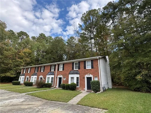 $1,600 | 1105 Booth Court Southwest, Unit 1105, Marietta, GA 30008