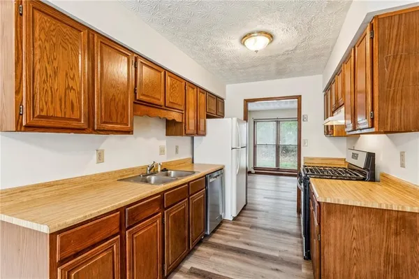 $1,550 | 1105 Booth Court Southwest, Unit 1105, Marietta, GA 30008