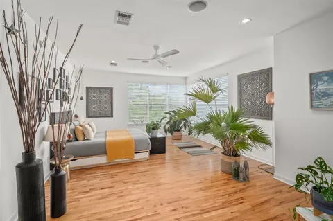 $660,000 | 2303 Whitney Street, Unit A, Houston, TX 77006