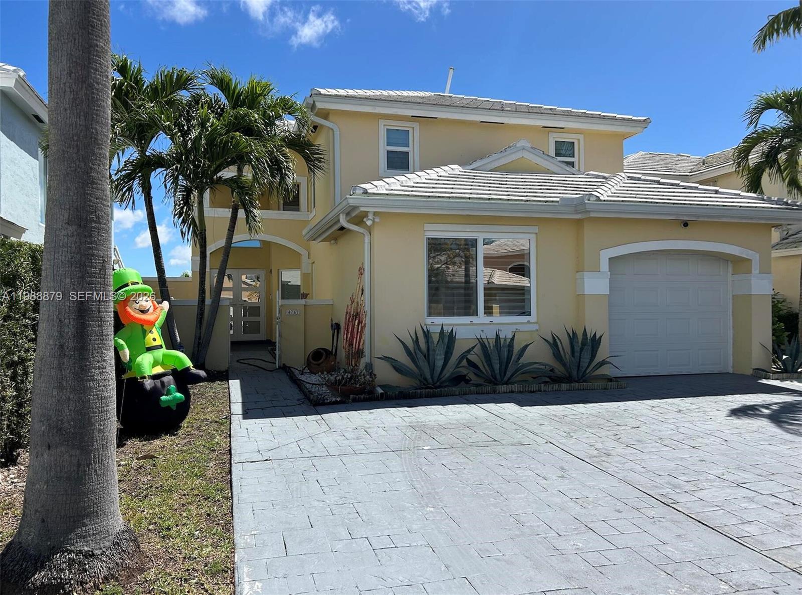4767 Southwest 154th Avenue Miami, FL 33185 - Photo 1 of 24