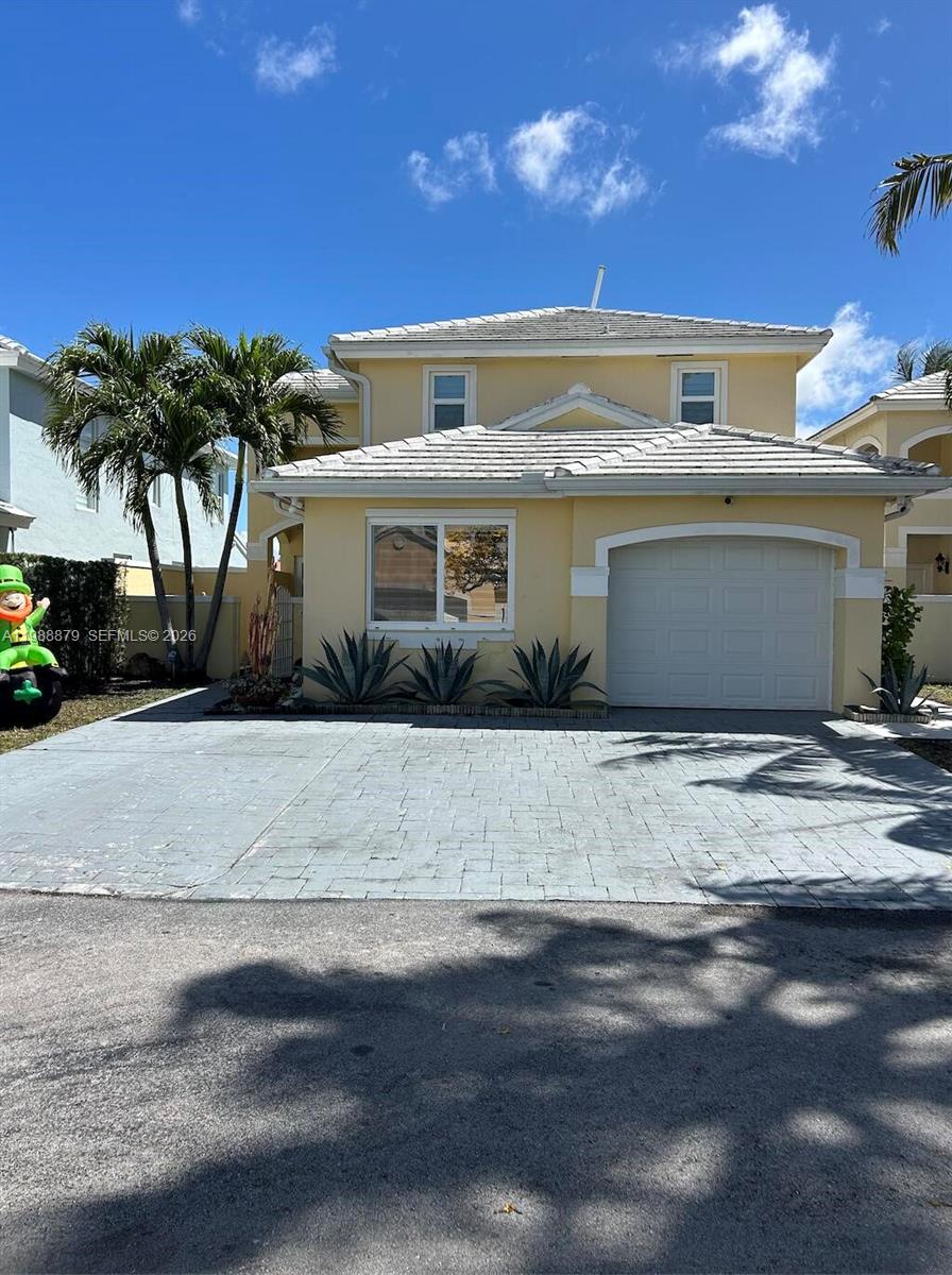 4767 Southwest 154th Avenue Miami, FL 33185 - Photo 2 of 24