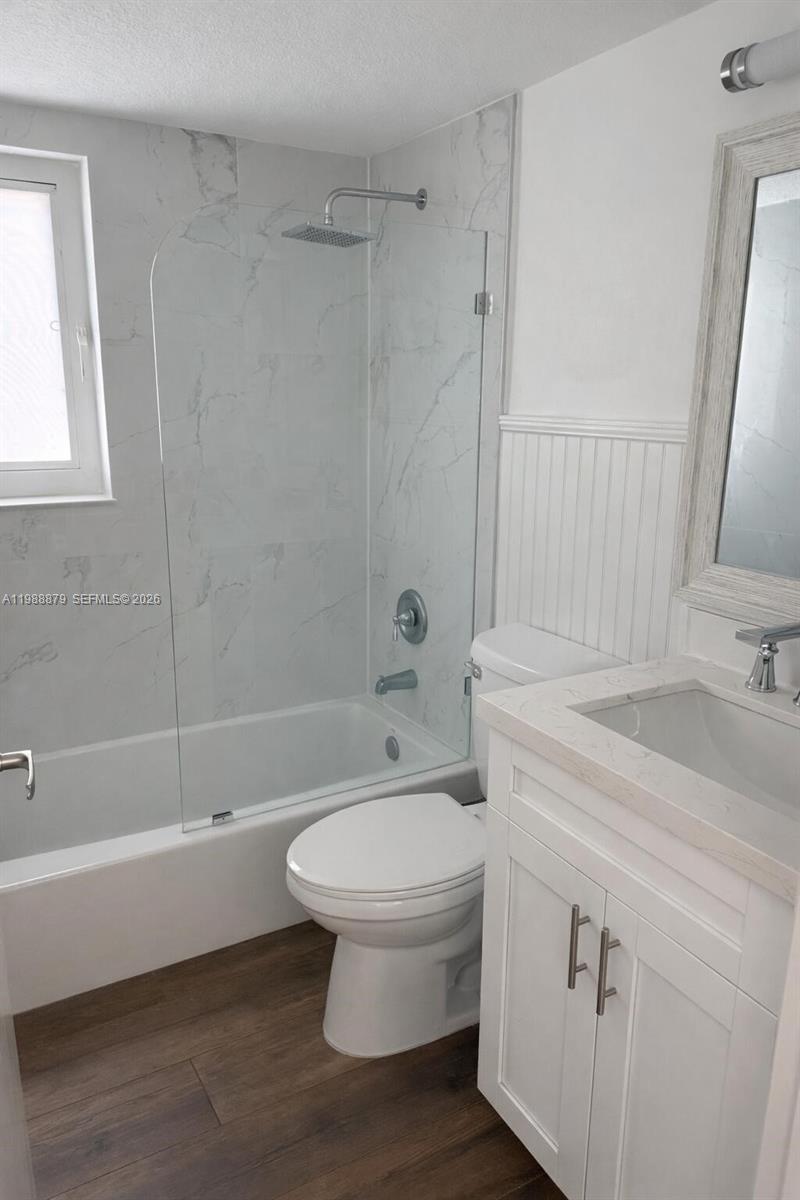 4767 Southwest 154th Avenue Miami, FL 33185 - Photo 6 of 24