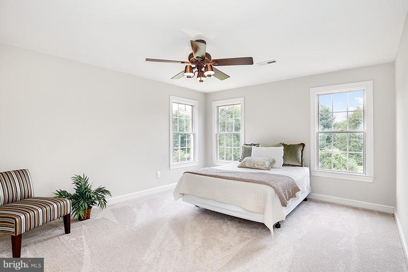 20177 Colchester Road Purcellville, VA 20132 - Photo 25 of 30 Bedroom