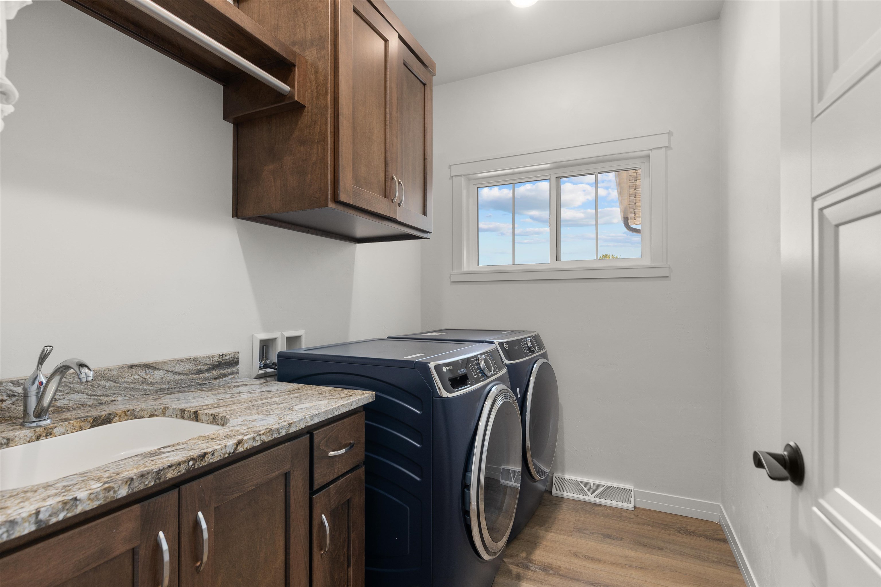 2157 Fox Point Court De Pere, WI 54115 - Photo 44 of 75