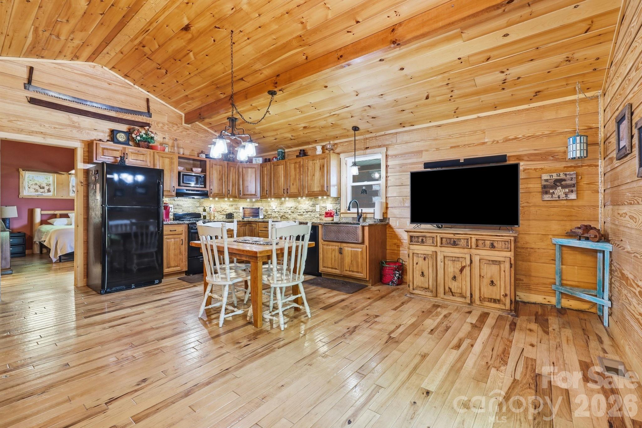 946-140 Honeysuckle Ridge Almond, NC 28702 - Photo 36 of 48