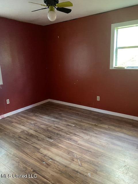 17260 Lakeview Road Saucier, MS 39574 - Photo 10 of 15 IMG_4801