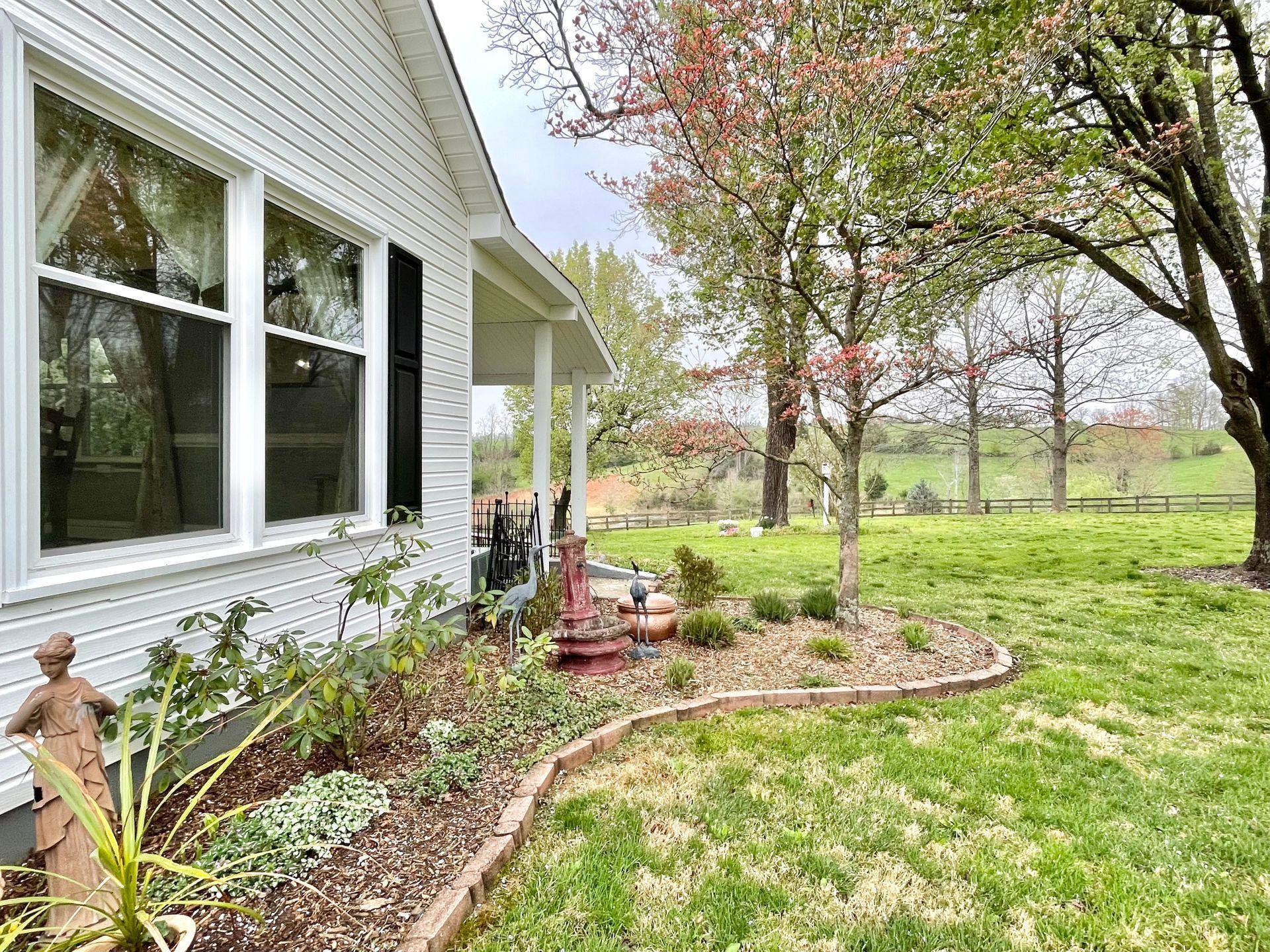 5064 Doe Run Road Rocky Mount, VA 24151 - Photo 12 of 143 Vinyl Construction