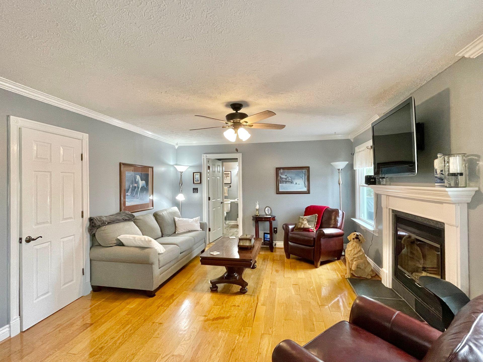 5064 Doe Run Road Rocky Mount, VA 24151 - Photo 38 of 143 Family Room