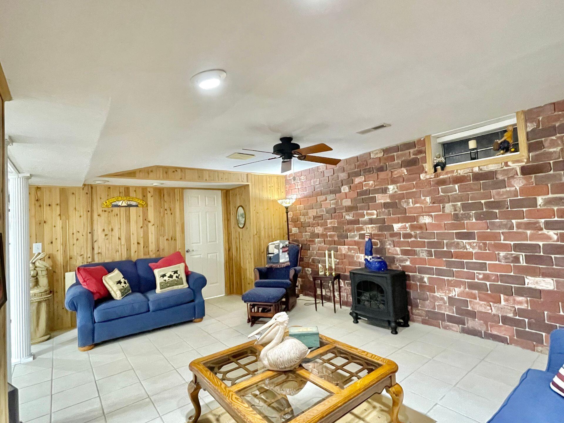 5064 Doe Run Road Rocky Mount, VA 24151 - Photo 76 of 143 Family Room
