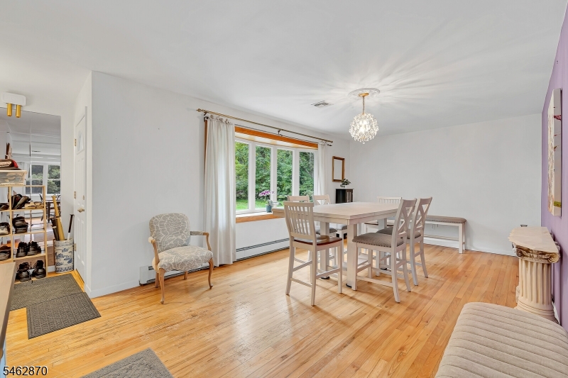 434 Drakestown Road Long Valley, NJ 07853 - Photo 6 of 36 Gallery Image 6