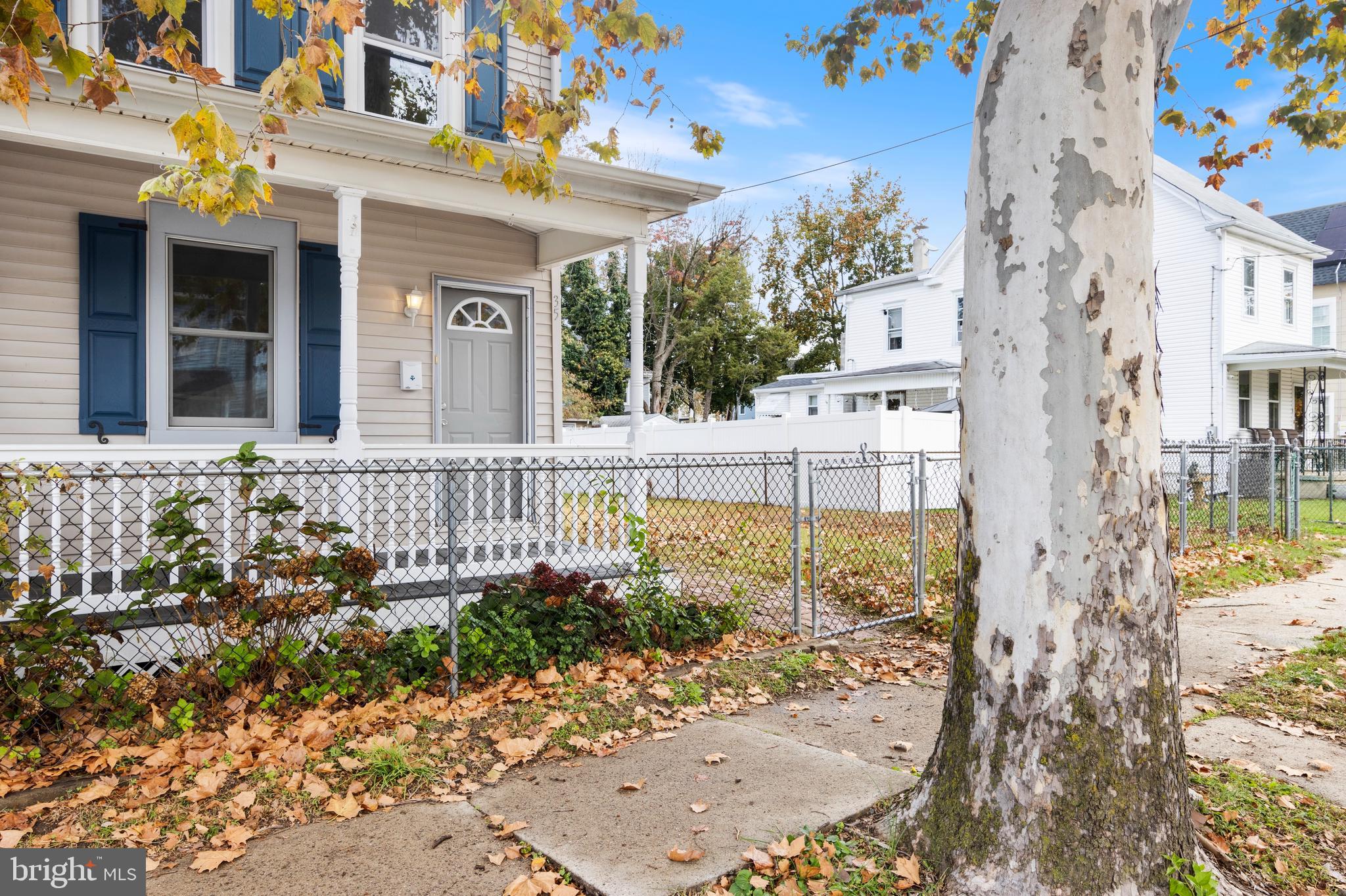 35 Webster Street Riverside, NJ 08075 - Photo 3 of 31