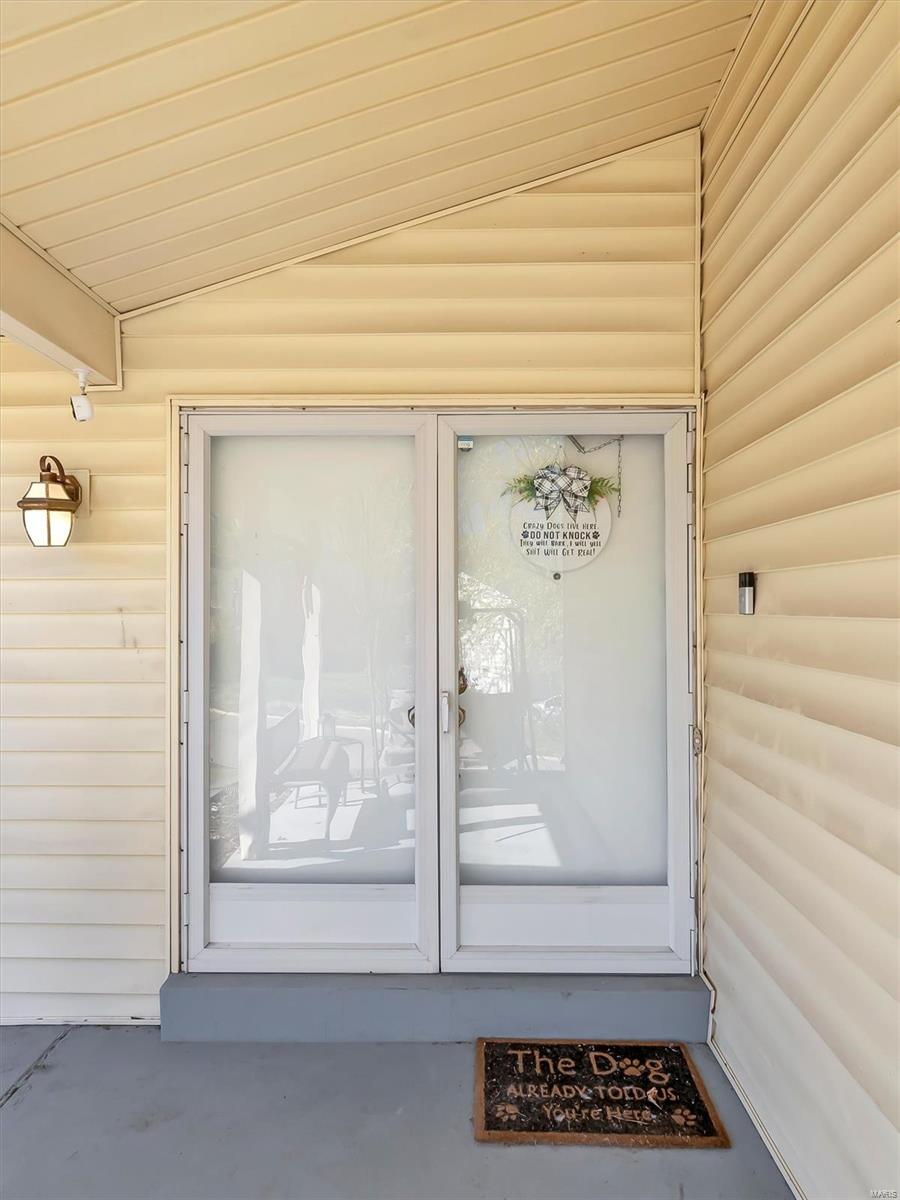 5424 Winthrop Drive High Ridge, MO 63049 - Photo 2 of 22