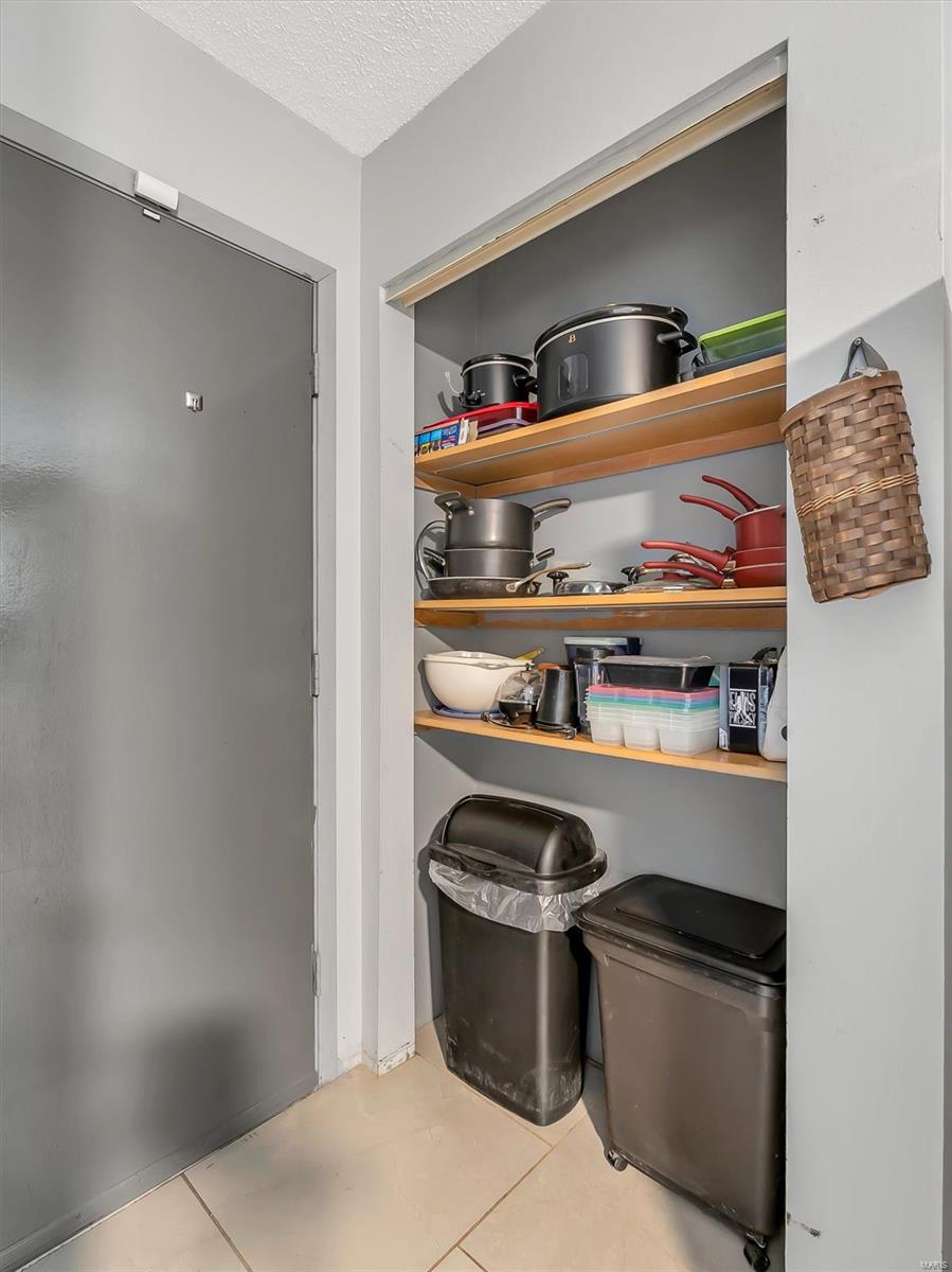 5424 Winthrop Drive High Ridge, MO 63049 - Photo 8 of 22