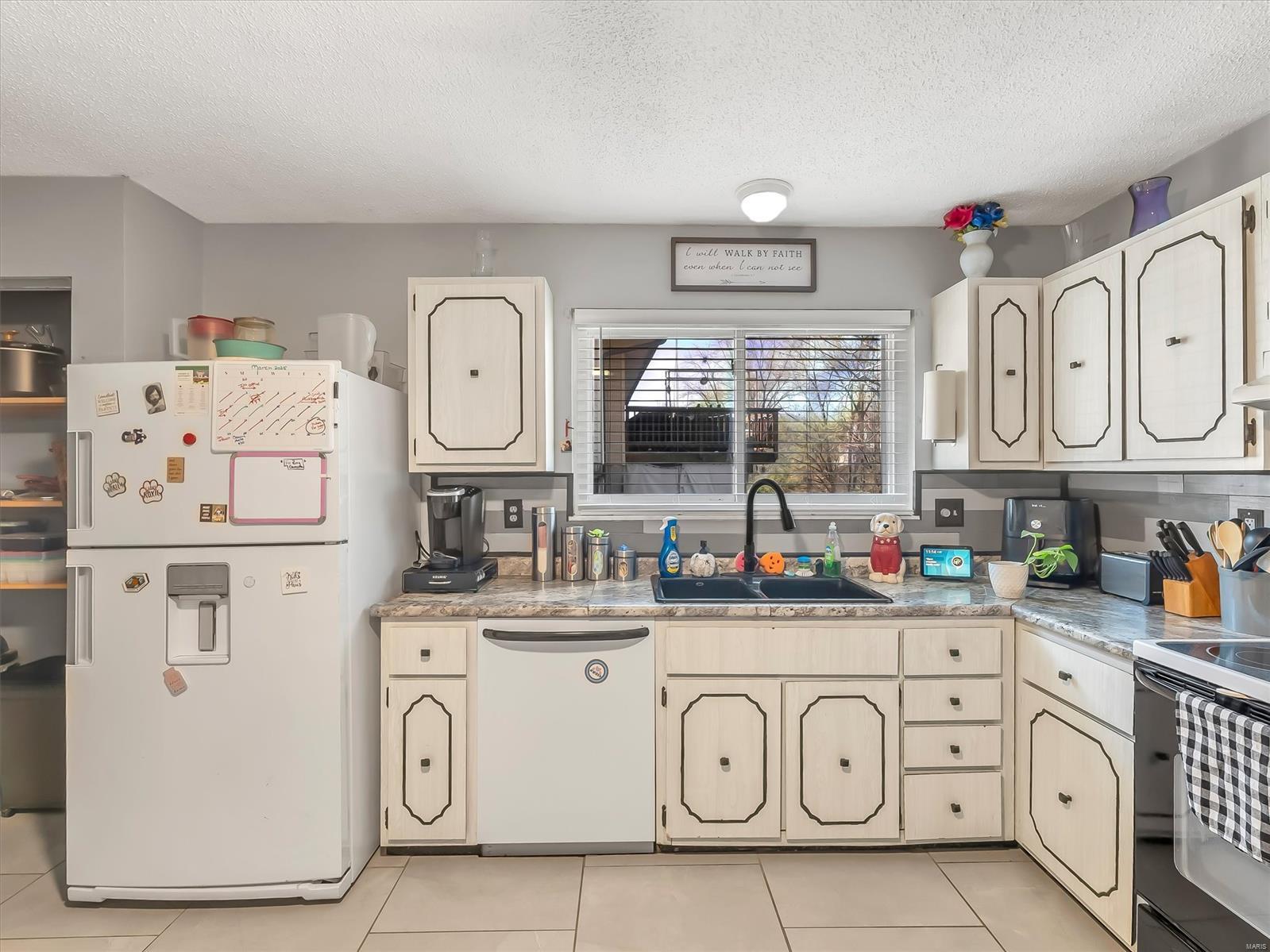 5424 Winthrop Drive High Ridge, MO 63049 - Photo 9 of 22