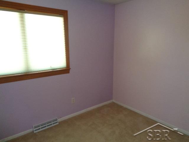 4318 Fraser Road Bay City, MI 48706 - Photo 16 of 27 Bedroom 3