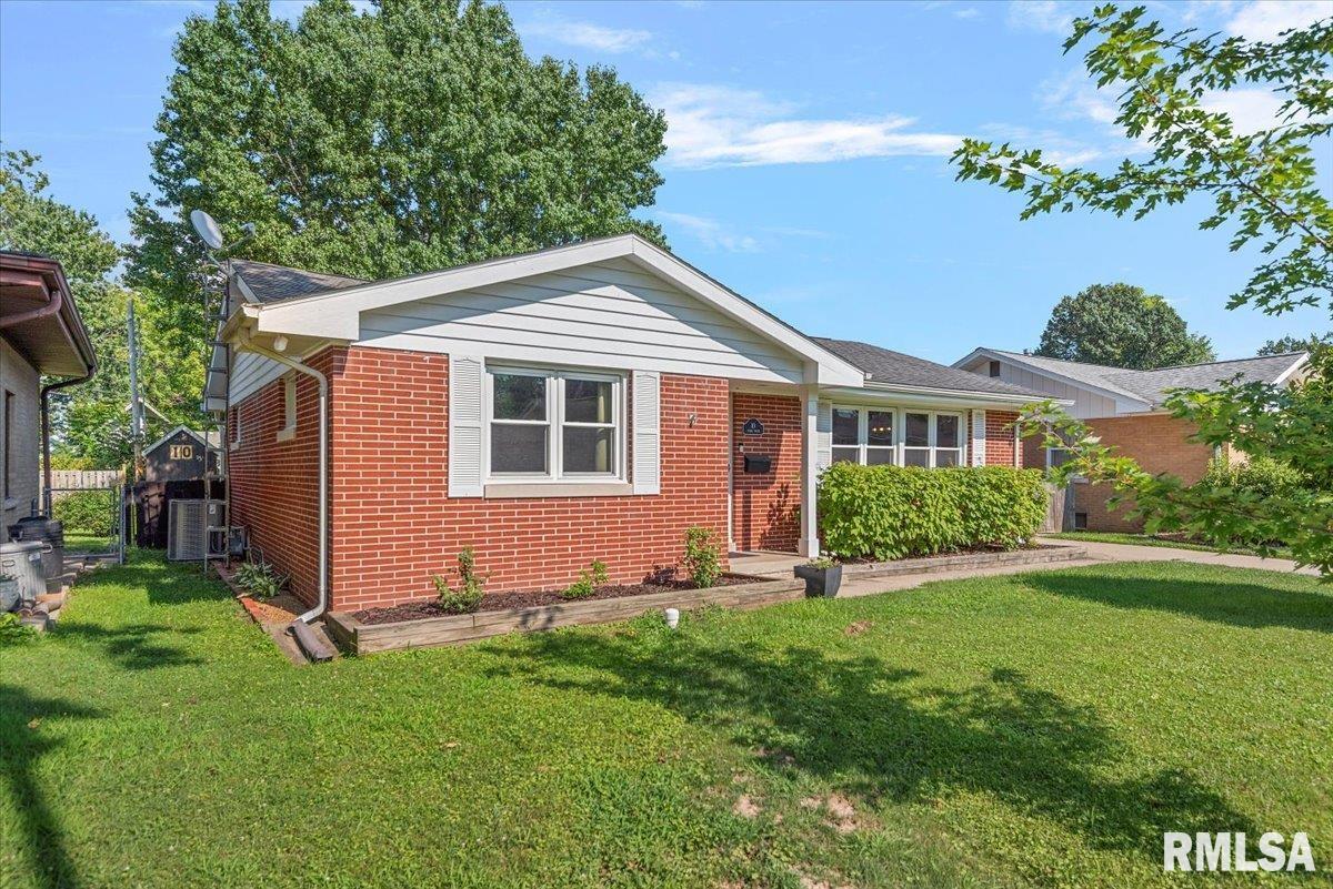 10 Verna Drive Springfield, IL 62702 - Photo 4 of 29