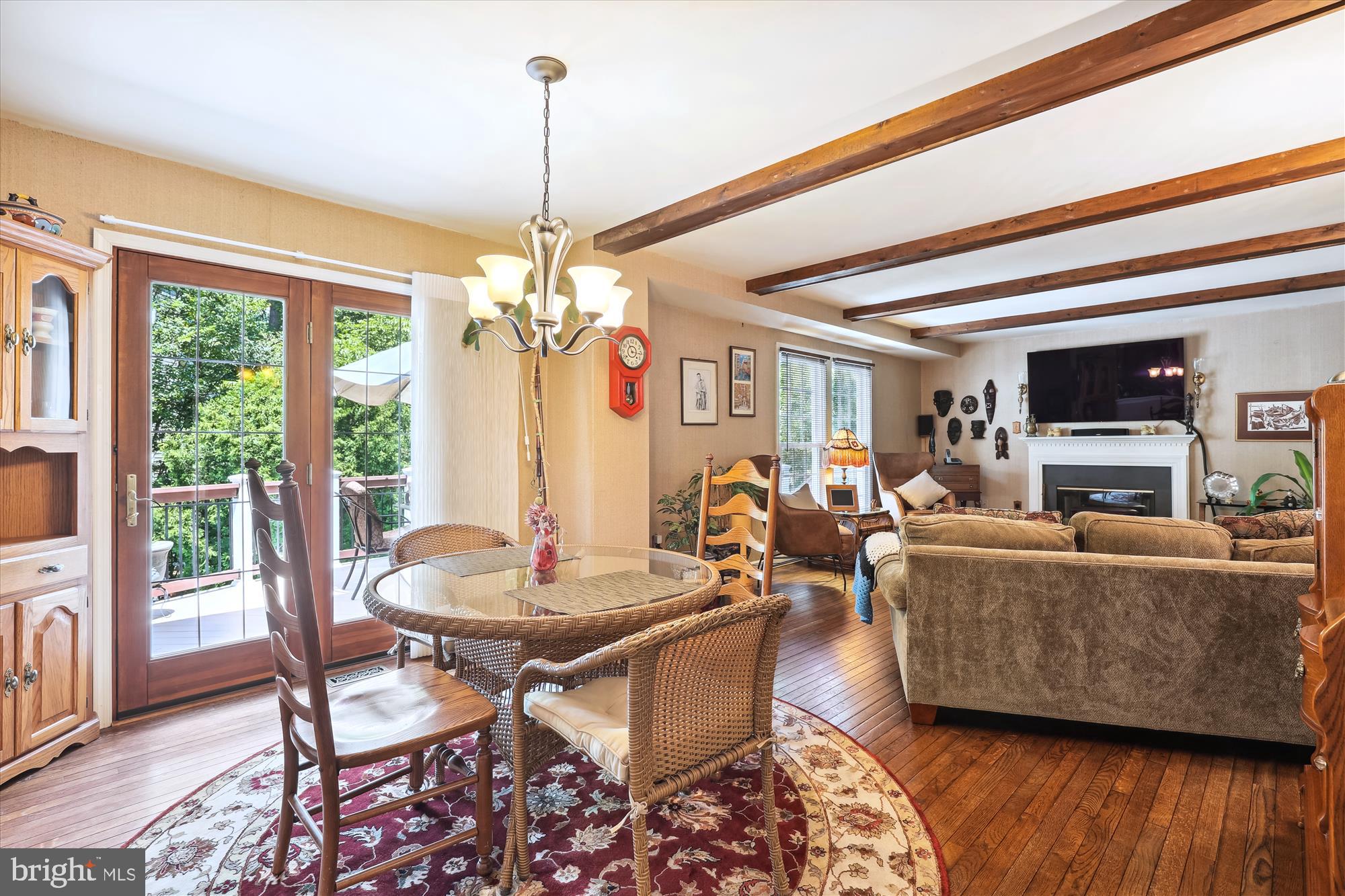 406 Talahi Road Southeast Vienna, VA 22180 - Photo 12 of 65 Breakfast Area