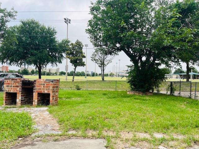 5060 Arbor Glen Road The Colony, TX 75056 - Photo 17 of 19