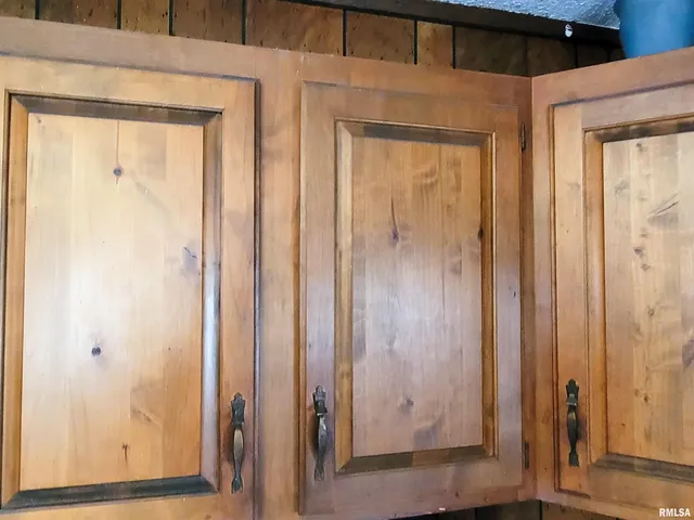 $45,000 | 595 West Street, Louisville, IL 62858