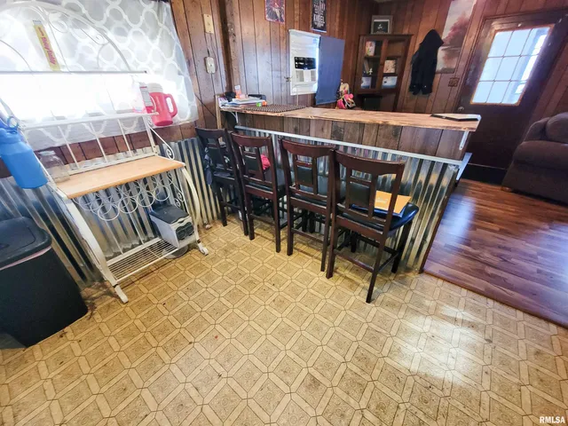 $45,000 | 595 West Street, Louisville, IL 62858