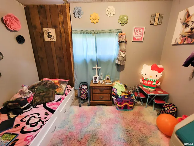 $45,000 | 595 West Street, Louisville, IL 62858