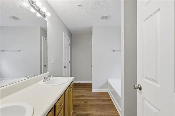 $279,900 | 2013 Briar Creek Court Northeast, Conyers, GA 30012