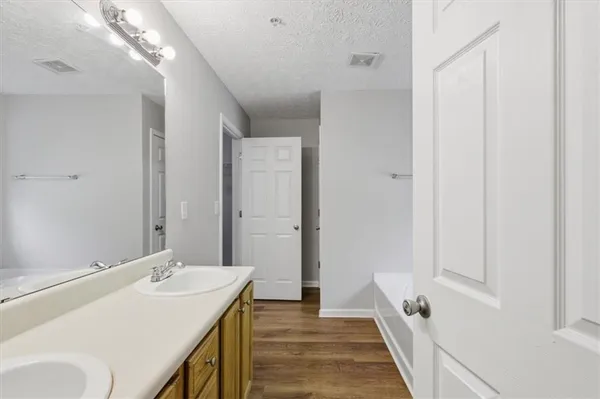 $279,900 | 2013 Briar Creek Court Northeast, Conyers, GA 30012