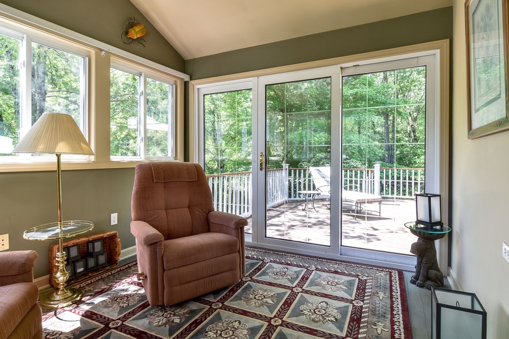 11 Woodmere Road Framingham, MA 01701 - Photo 11 of 40 Gallery Image 11