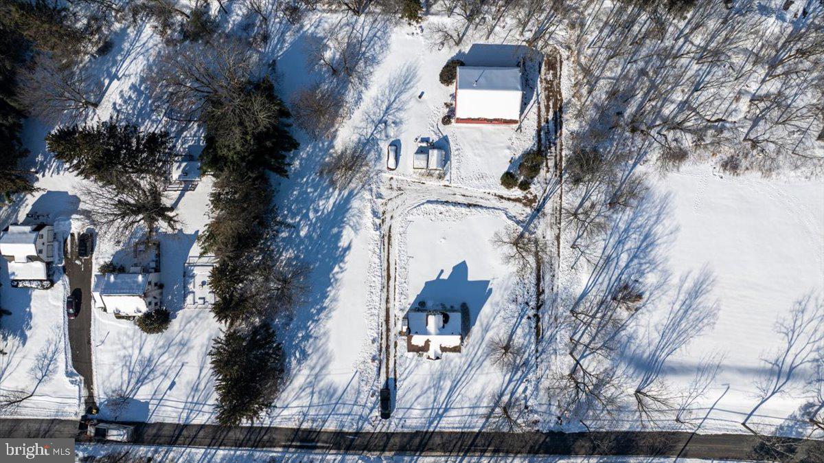 4526 Lower Mountain Road New Hope, PA 18938 - Photo 5 of 40