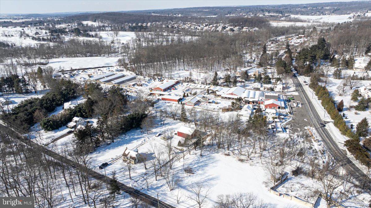 4526 Lower Mountain Road New Hope, PA 18938 - Photo 9 of 40