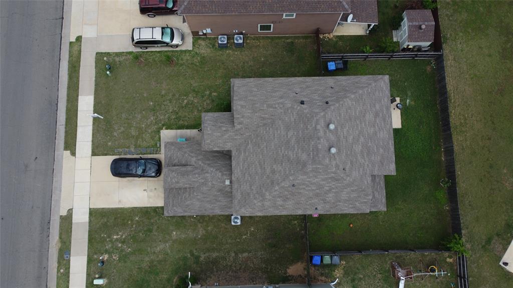 10205 Mickler Lane Waco, TX 76708 - Photo 33 of 35 an aerial view of a house with a yard