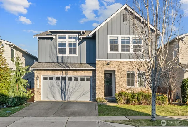 $1,100,000 | 26924 237th Place Southeast, Maple Valley, WA 98038