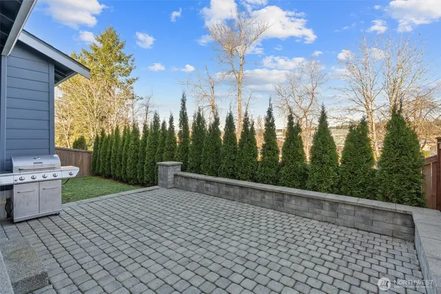 $1,100,000 | 26924 237th Place Southeast, Maple Valley, WA 98038