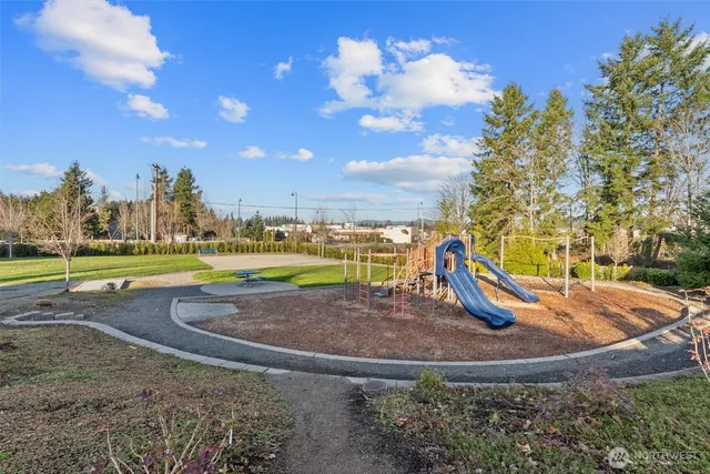 $1,100,000 | 26924 237th Place Southeast, Maple Valley, WA 98038