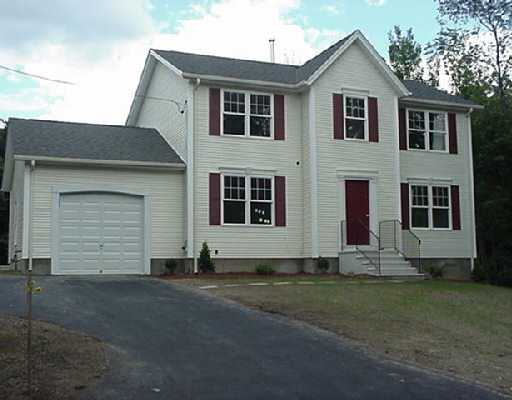 2 Oakledge Road Cumberland, RI 02864 - Photo 1 of 1 Exterior Front.