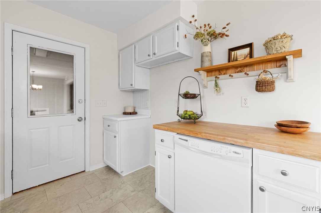 4966 Martin Road Owasco, NY 13021 - Photo 20 of 47 Refrigerator will be added prior to closing.