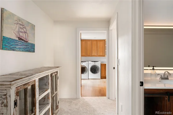 a view of entryway front of house