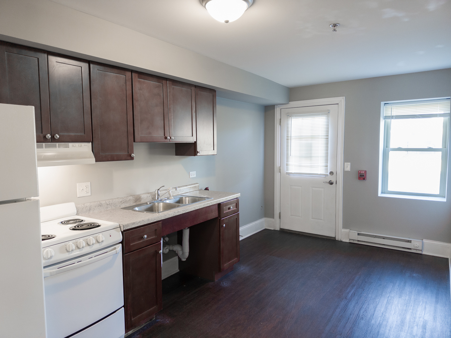 113 North Hickory Street, Unit A Joliet, IL 60435 - Photo 4 of 9