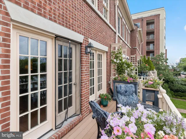 $1,200,000 | 928 Fell Street, Baltimore, MD 21231