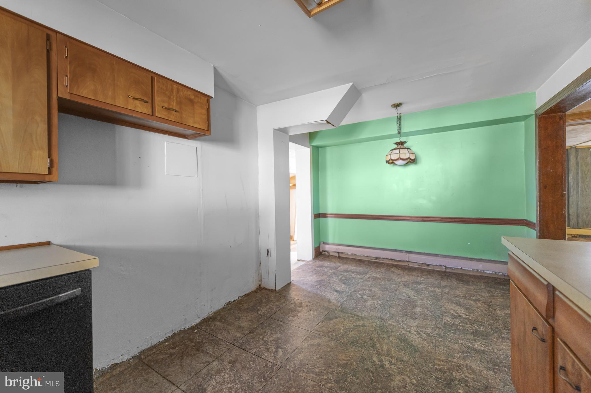 302 Garth Road Oreland, PA 19075 - Photo 12 of 35 Gallery Image 12