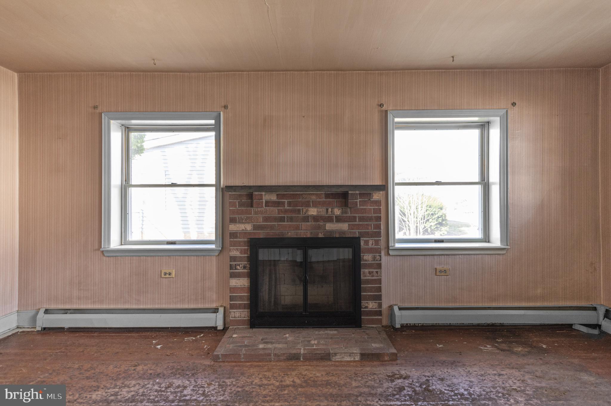 302 Garth Road Oreland, PA 19075 - Photo 19 of 35 Gallery Image 19