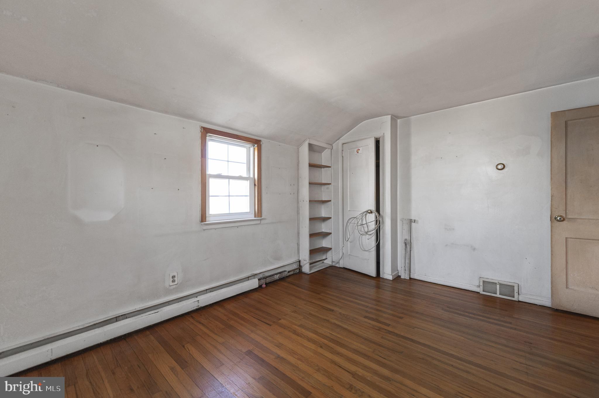 302 Garth Road Oreland, PA 19075 - Photo 28 of 35 Gallery Image 28