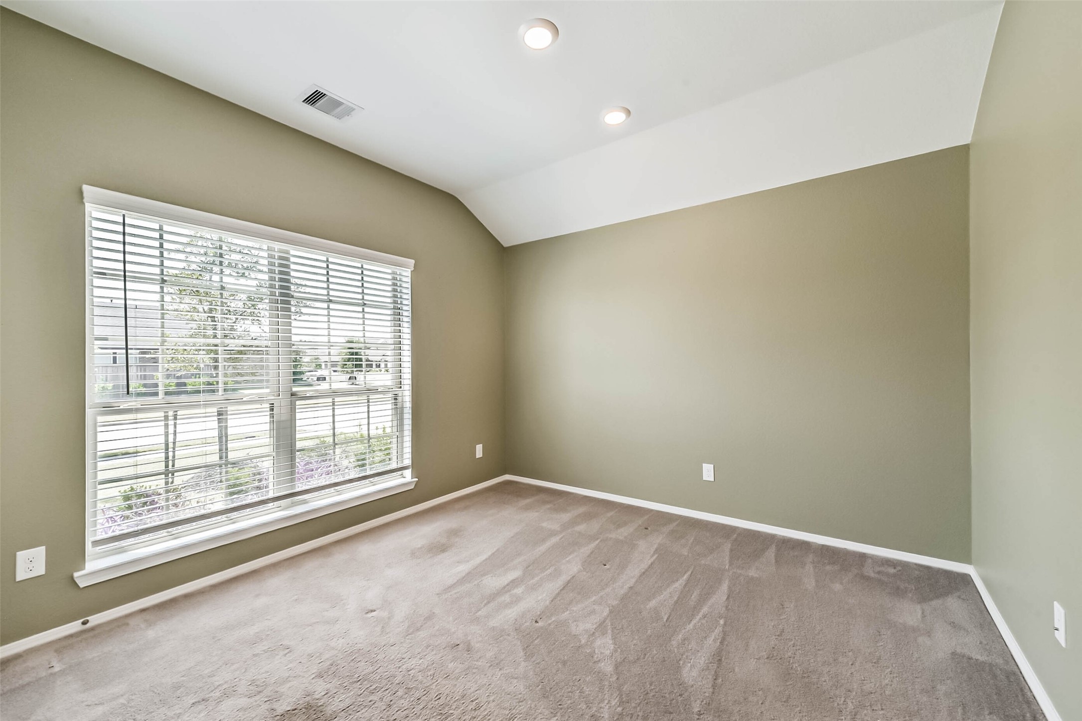 9422 Vicksburg Road Baytown, TX 77521 - Photo 24 of 33 Gallery Image 24