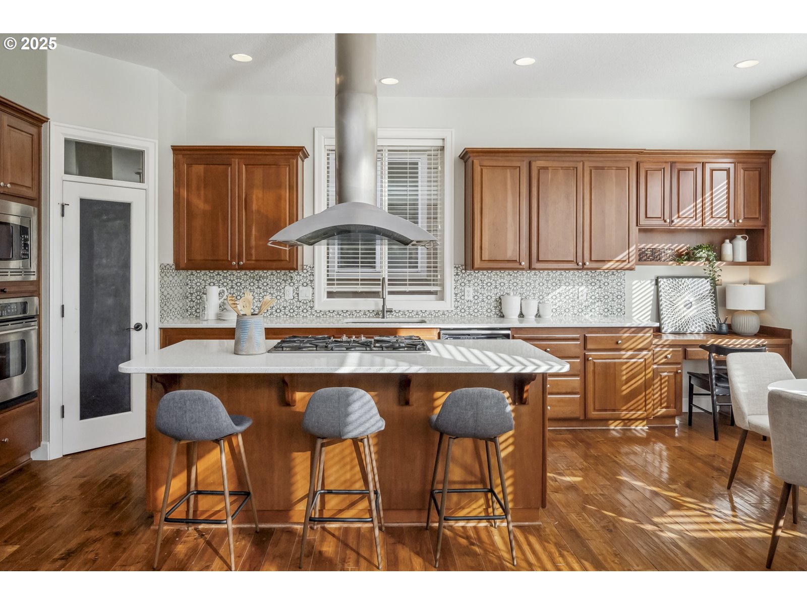 10950 Northwest Ridge Road Portland, OR 97229 - Photo 11 of 45 Gallery Image 11
