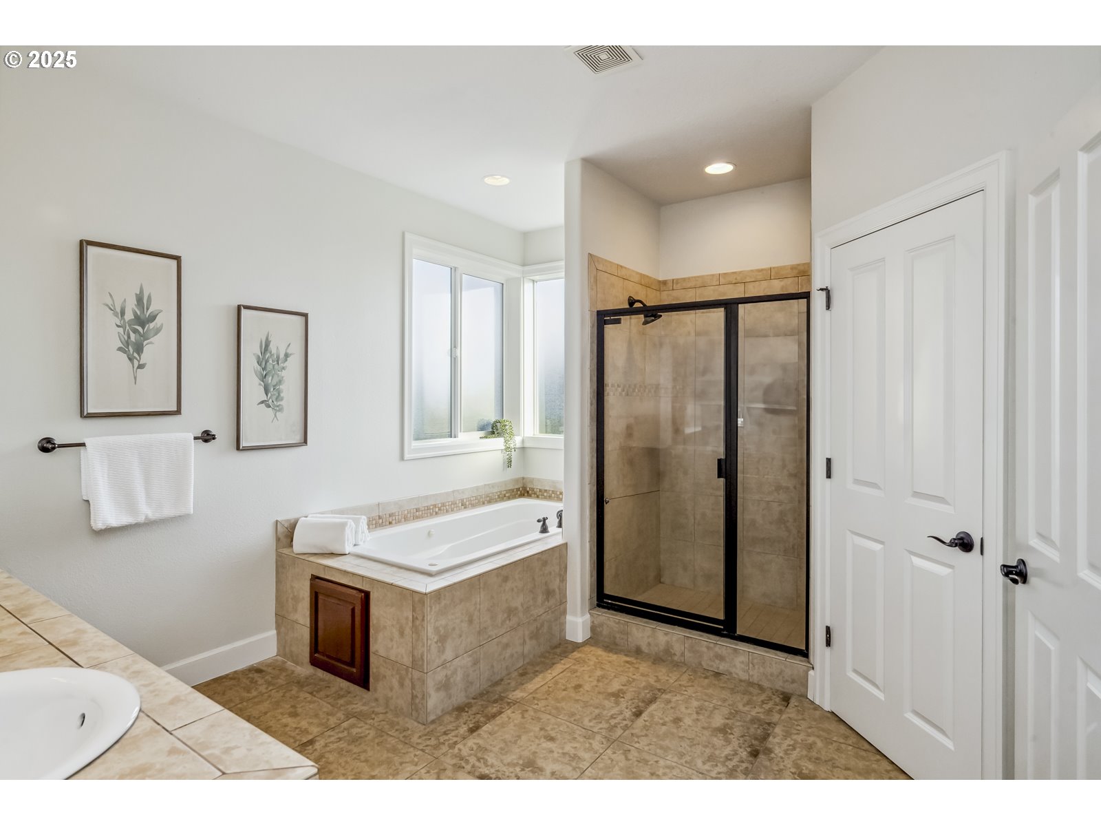 10950 Northwest Ridge Road Portland, OR 97229 - Photo 36 of 45 Gallery Image 36